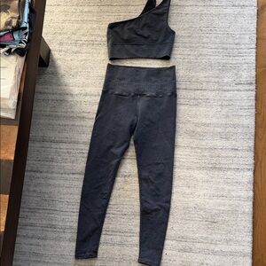 Avocado Navy Blue One-Shoulder Leggings Set